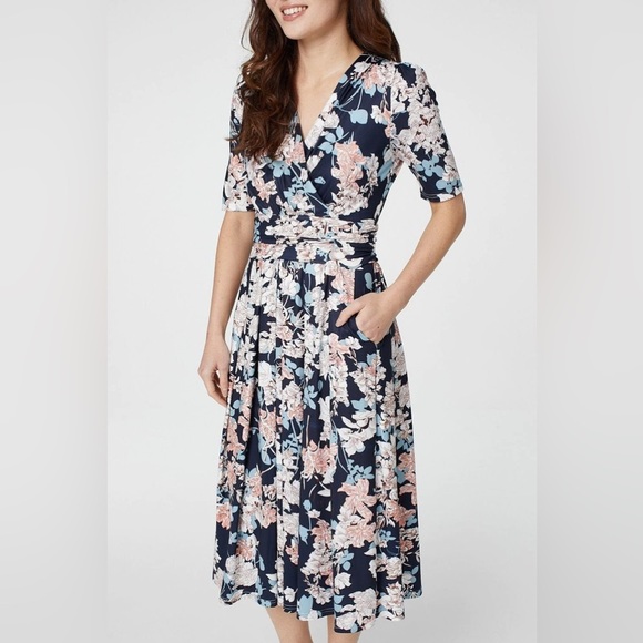 Papillon Blanc Dresses & Skirts - PAPILLON FLORAL V-NECK SHORT SLEEVE MIDI DRESS SIZE MEDIUM NWT